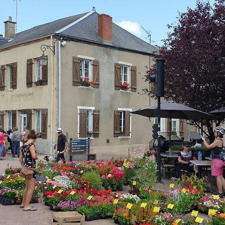 Relax Au Coeur Du Morvan Hotel Ouroux-en-Morvan Eksteriør billede