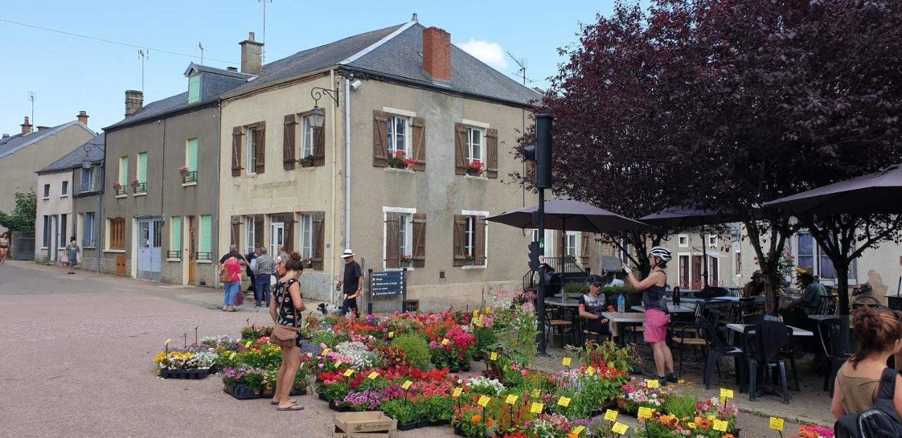 Relax Au Coeur Du Morvan Hotel Ouroux-en-Morvan Eksteriør billede